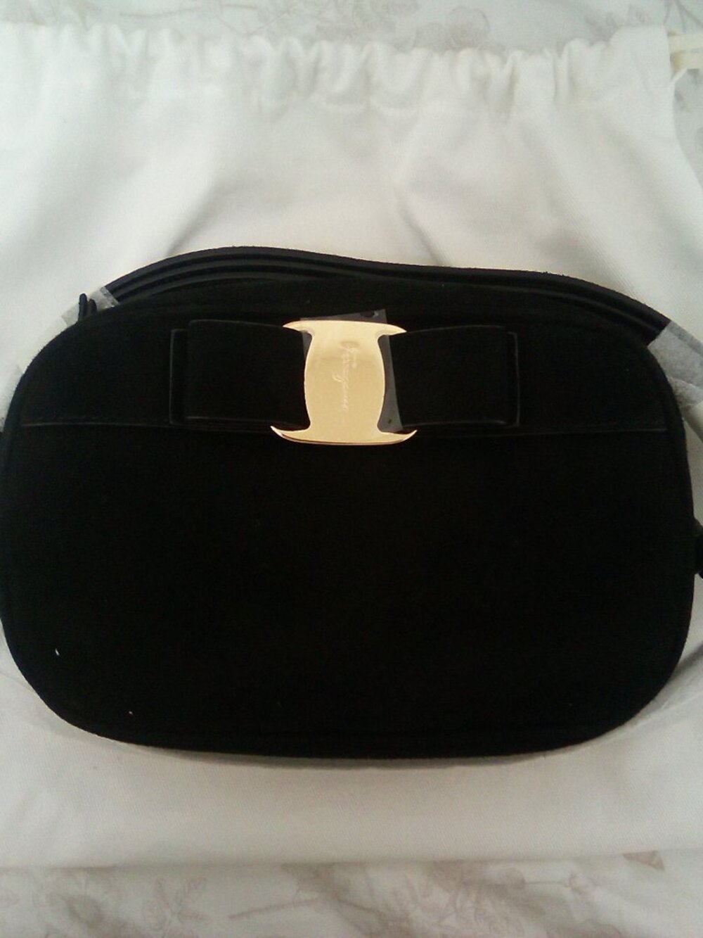 NEW Salvatore Ferragamo Vala Clutch Suede Black Pouche Bag Authen w/box strap